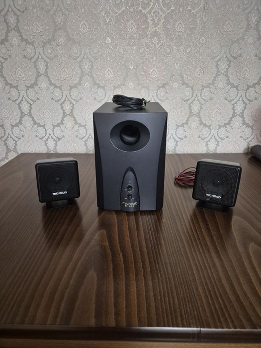 Колонки Microlab M-600 с сабвуфером