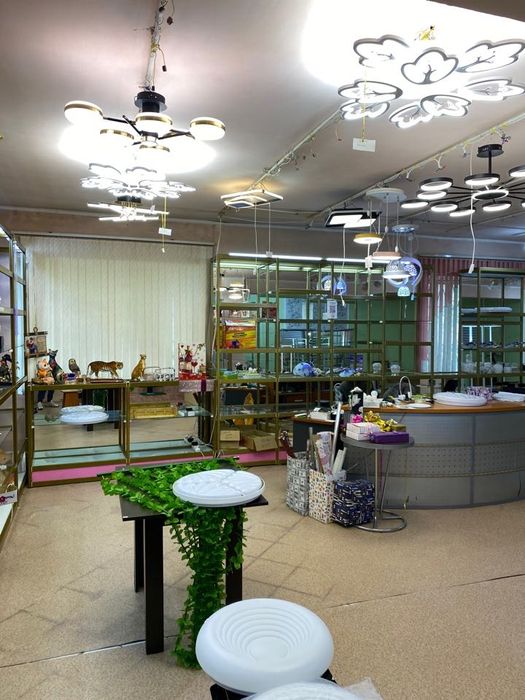 Продам магазин  "Сюрприз"