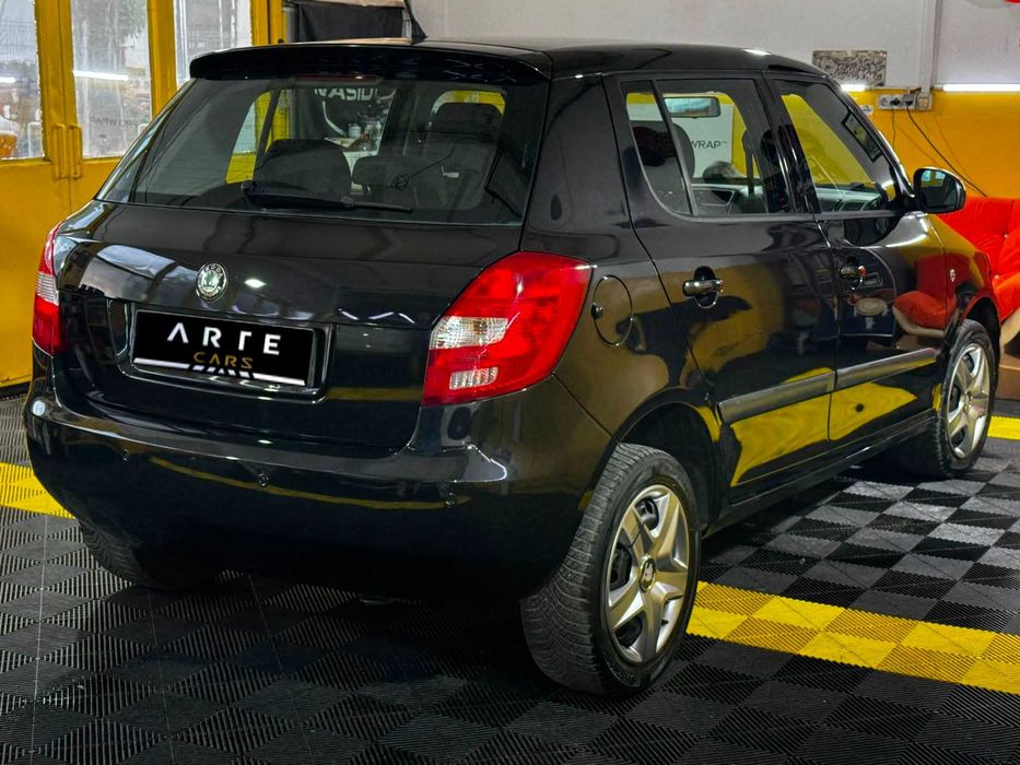 SKODA Fabia 2010 — imagine 3