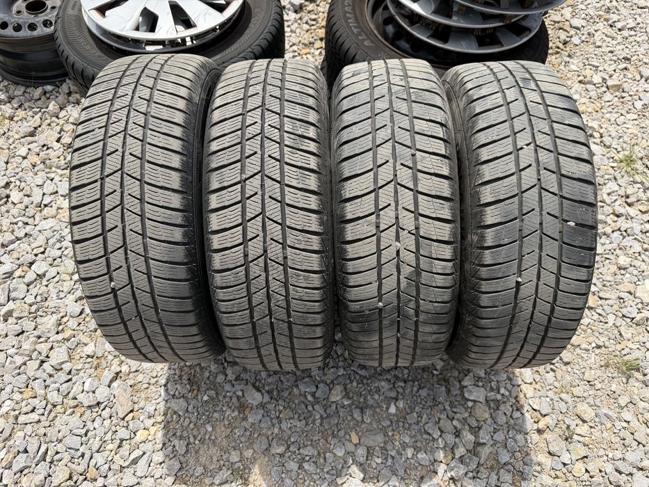 4бр. жел. джанти с тасове 15” 5 х 114.3 със зимни гуми  за Hyundai i30