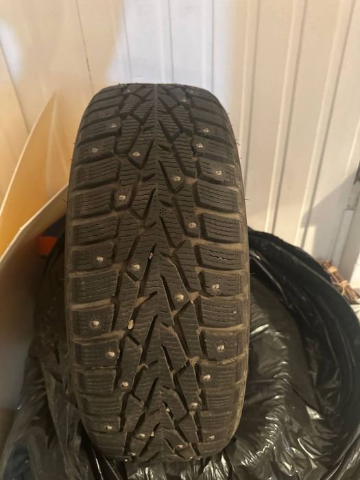 Продам колеса 195/60R15