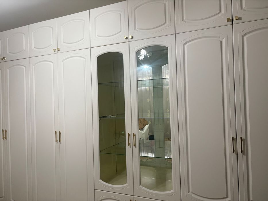 Стенка  для гостиной можно и в спальню