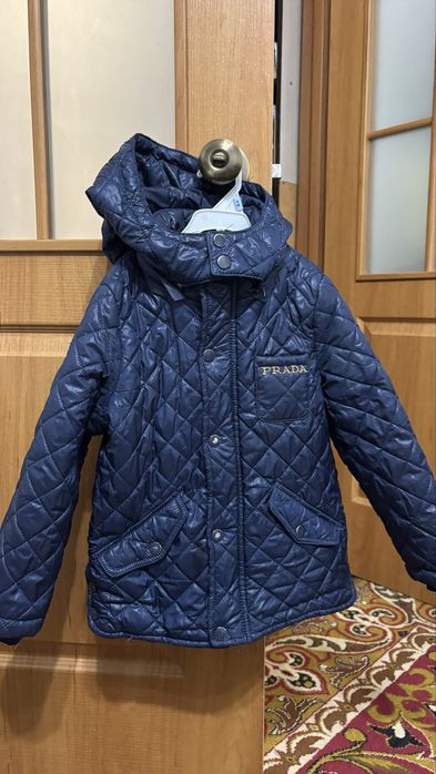 Продам демисезонную одежду для детей