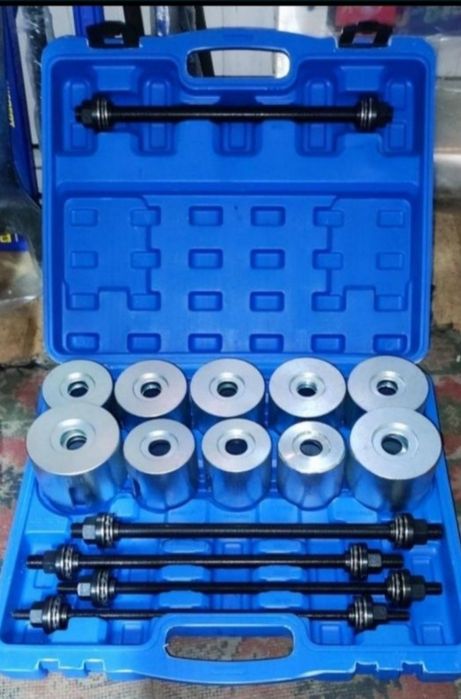 Съемник хомутов в наборе.