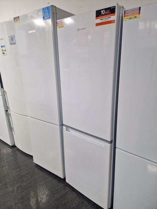 Хладилник с фризер Bauknecht A++ Чисто нов