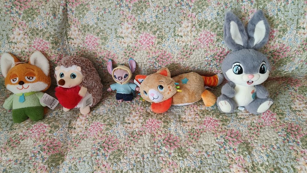 Jucarii de pluș, noi, arici, pisicuța, Stich breloc, iepuraș 25lei /buc