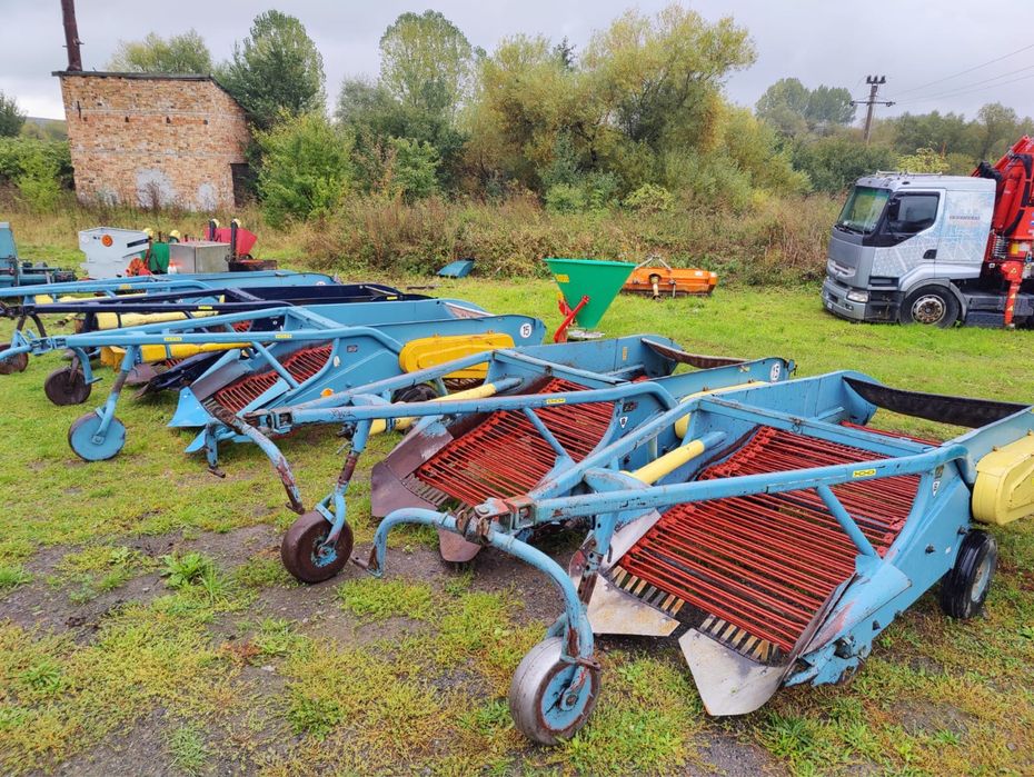 Masina recoltat/scos cartofi,ceapa,usturoi