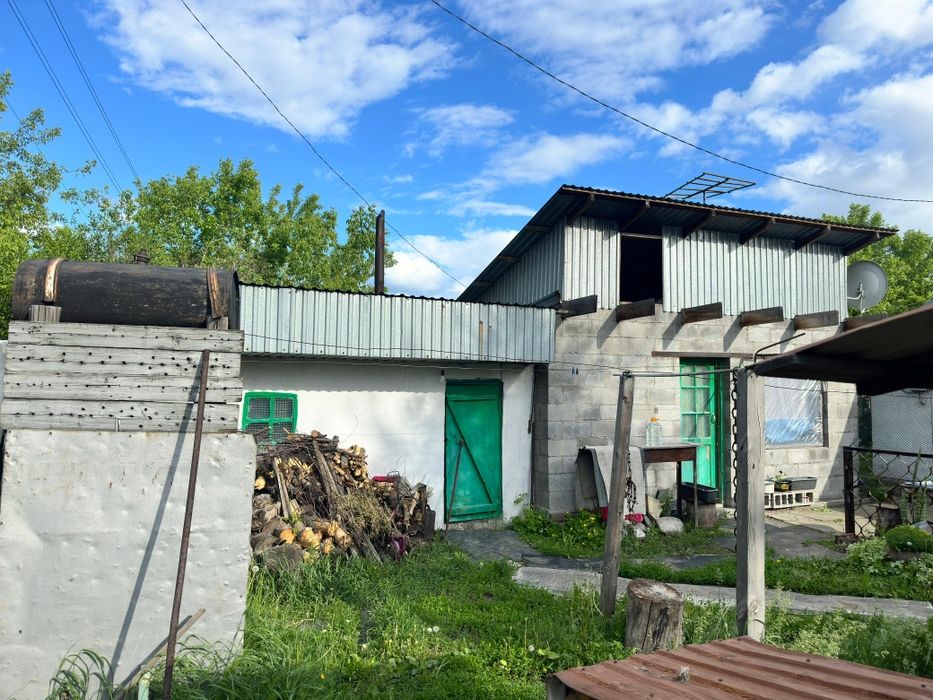 Обменяю дом на квартиру