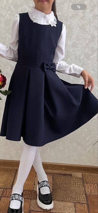 Продам школьную форму сарафан