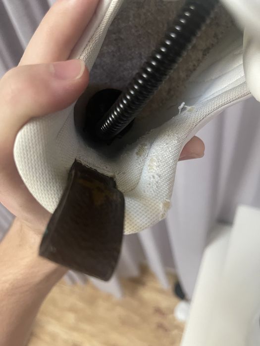 Louis Vuitton Archlight