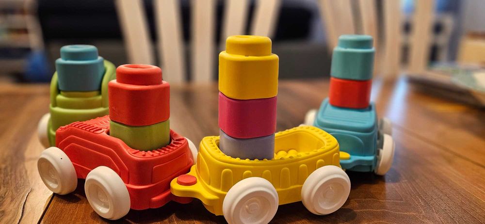 Бебешки играчки Clemmy soft touch and play