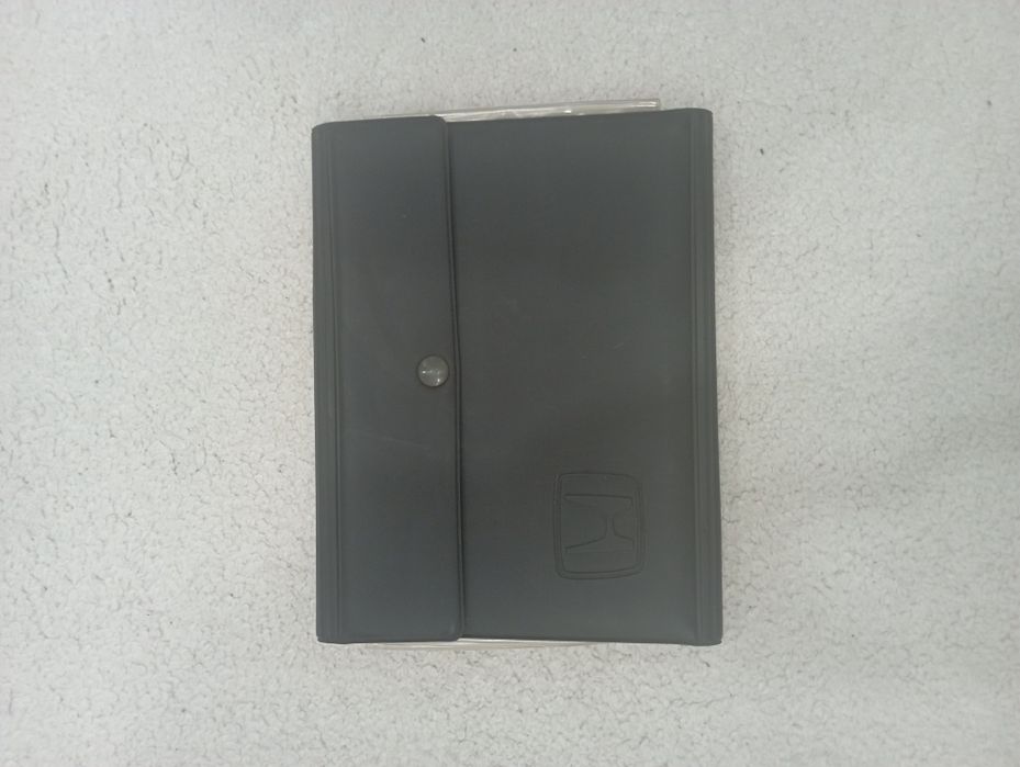 Продавам калъф за документи Хонда