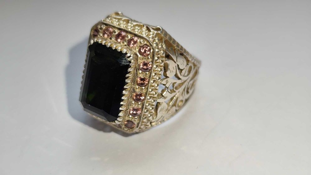 Шикарное серебряное кольцо с камнем ТУРМАЛИН, разм.21