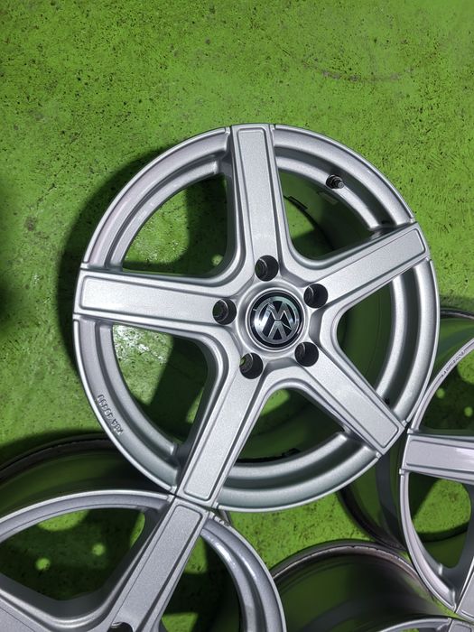 16 5x120 Vw Transporter T5 T6 лети джанти 5х120 т5