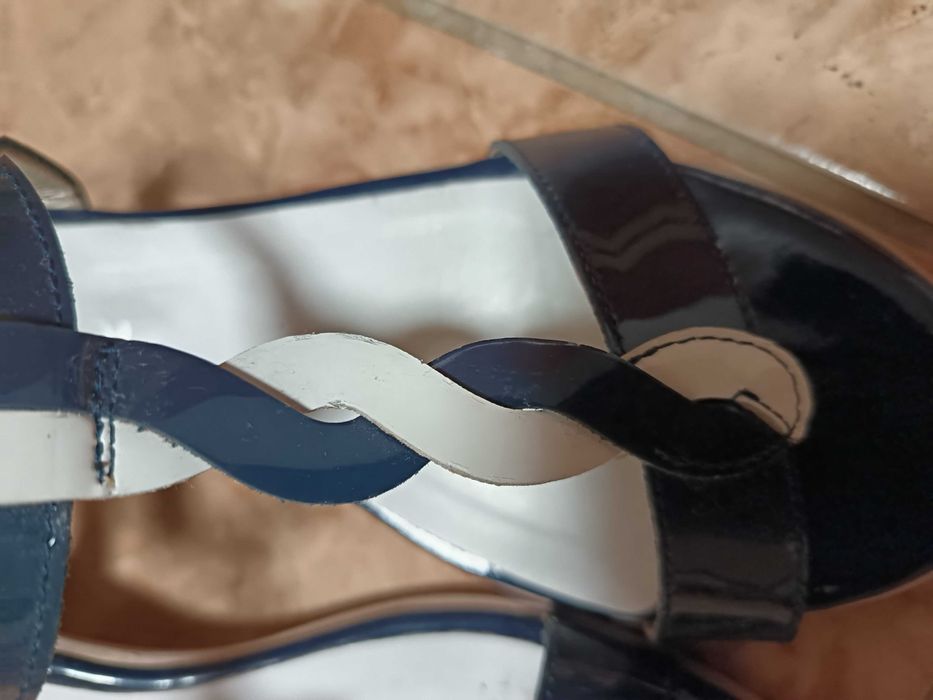 Sandale noi. Prego. Nr 36