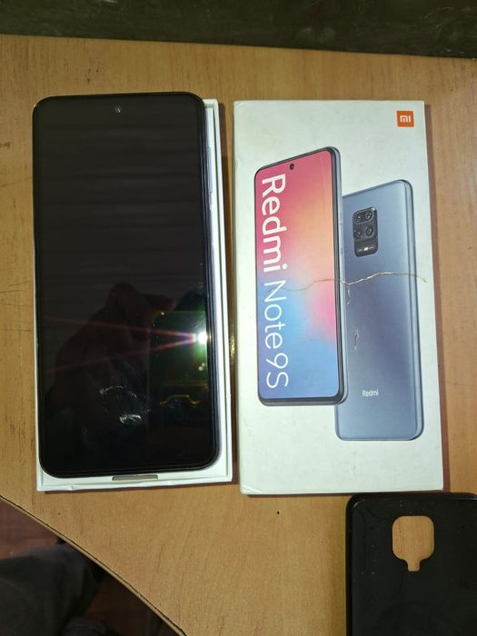 Redmi Note 9S 4/64 состояние отличное