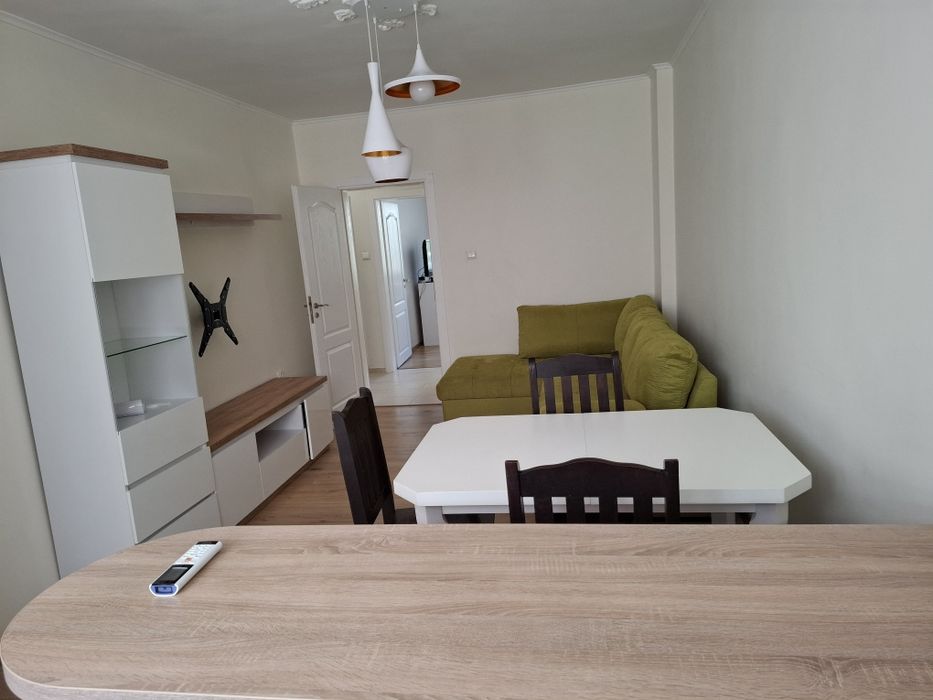 Дава се под наем Тристаен апартамент в Стара Загора, Аязмото - 68 кв.м за 357 € - Снимка #2