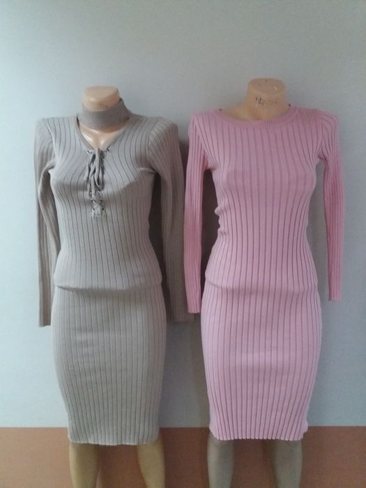 Продам два новых платья