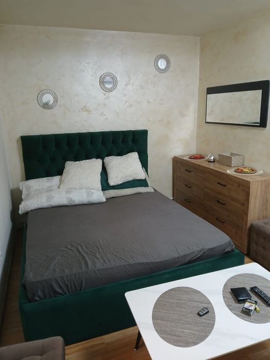 Garsoniera de închiriat