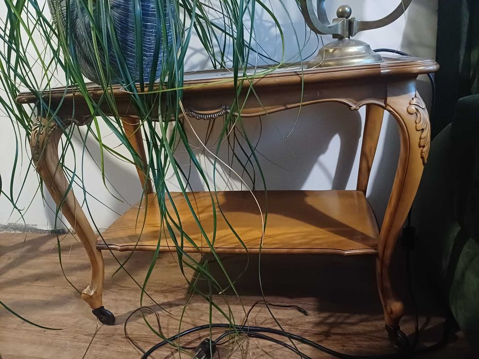 Холна масичка бароков стил