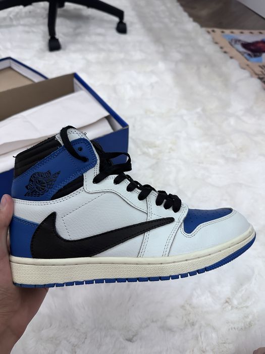 Кроссовки Nike Air Jordan 1 x Travis Scott x Fragment