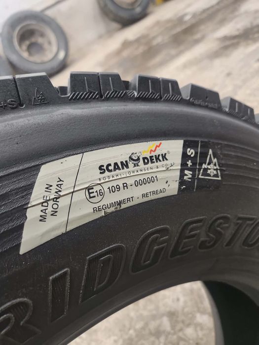 Scandekk 275 / 70 R22,5