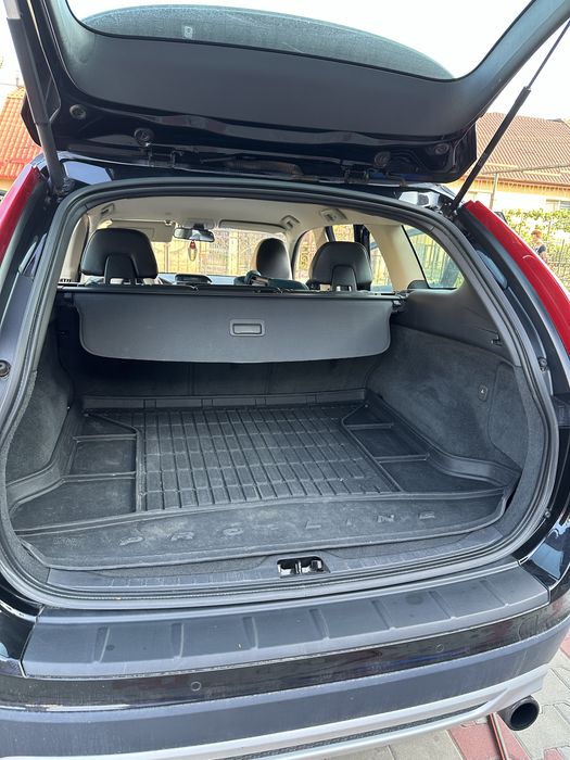Volvo XC60 D5, automat