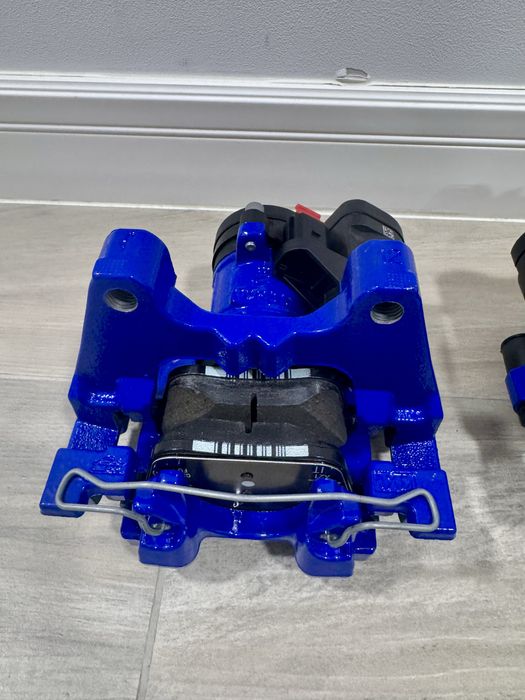 Set etriere spate EPB VW Skoda Audi – NOI – cu placute originale VW