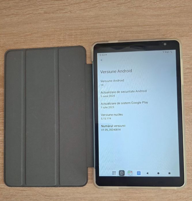 Tabletă Teclast 20x12 cm.  cu tastatură,  mouse și husă protecție