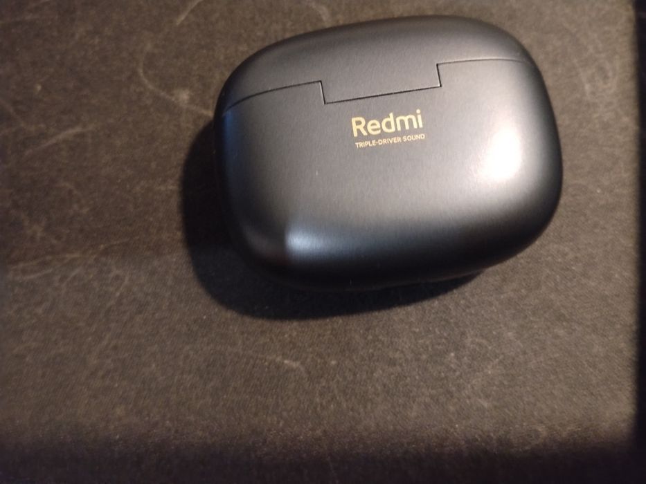 Căști wireless Redmi Buds 6 Pro – stare foarte bună