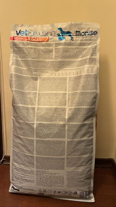 Vând hrană Monge Vetsolution Renal & Oxalate  Dog (uscată + umedă)