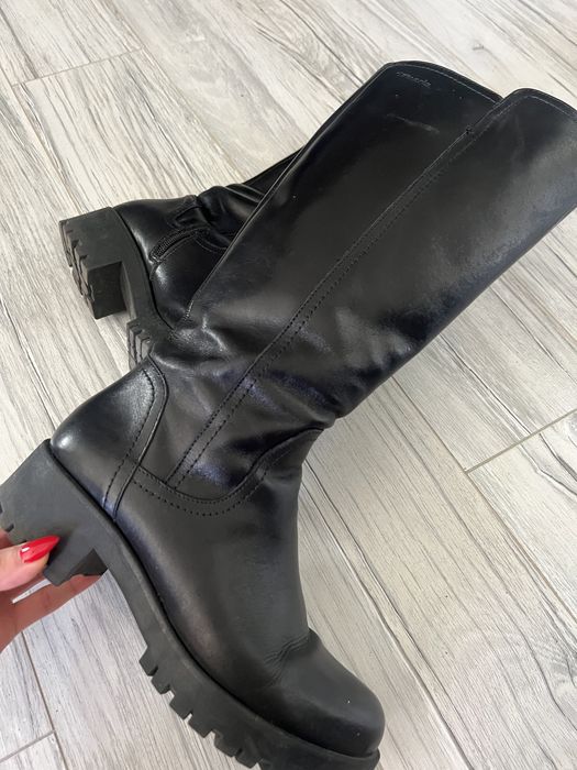 Дамски черни ботуши