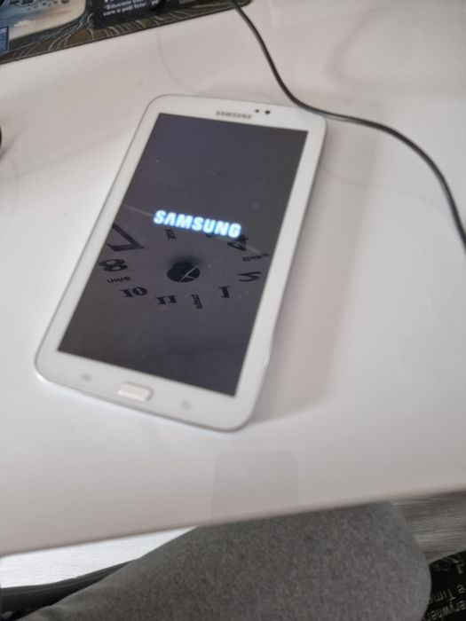 Tableta Samsung Tab 3 defectă