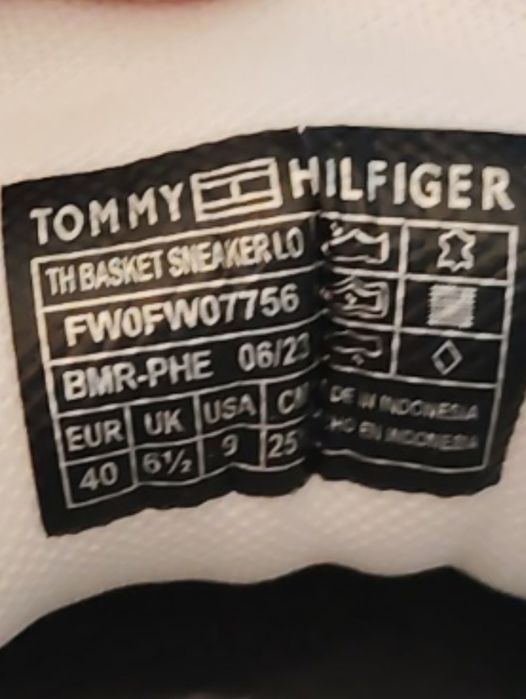 Дамски сникърси, кецове, кожени, Tommy Hilfiger, номер 40, НОВИ.