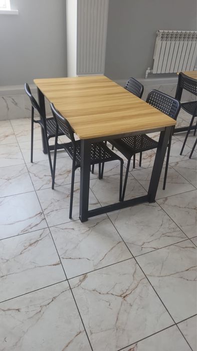 Продам столы со стульями в комплекте