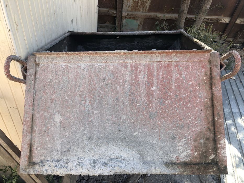 Туфелька бадья для бетона