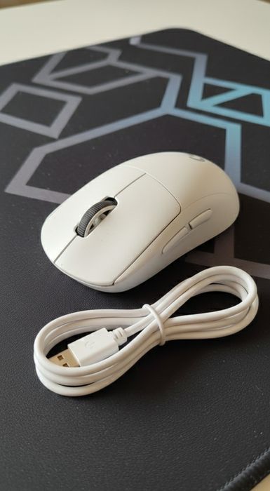 Logitech G pro superlight продается срочно