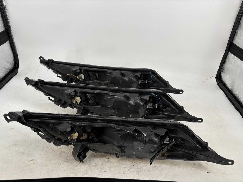 Far stanga/dreapta Nissan Juke an 2012