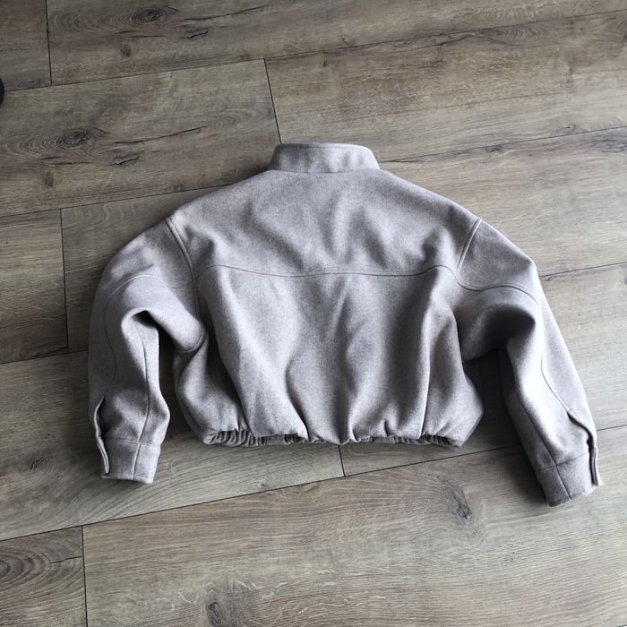 Zara зара бежово яке бомбер