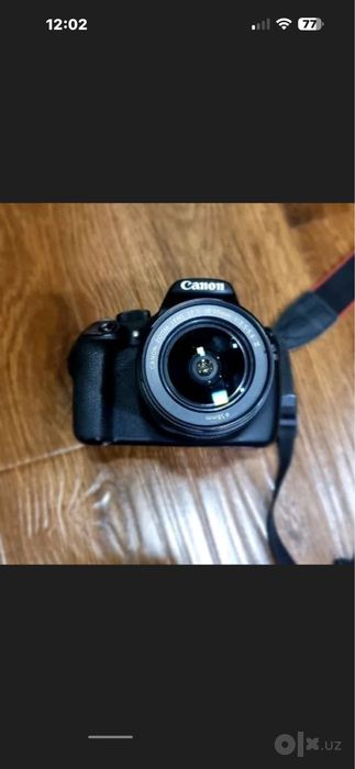 Canon 1200D fotoapparat