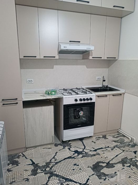 Musaffo maskanda 3 xonali xamma shoroitlari bor ijaraga