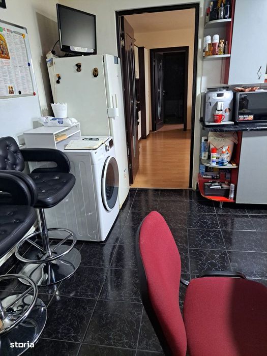 Apartament Rogerius cu 3 camere, 2 băi tip RB situat la etajul 3 din 4