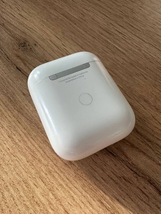 Apple AirPods 2
