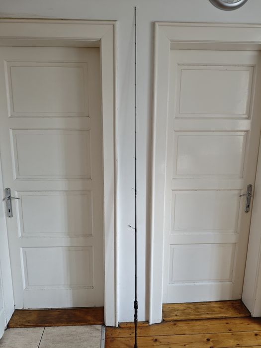 Lanseta dragon pro guide si set 10 voblere clean biban pastrav