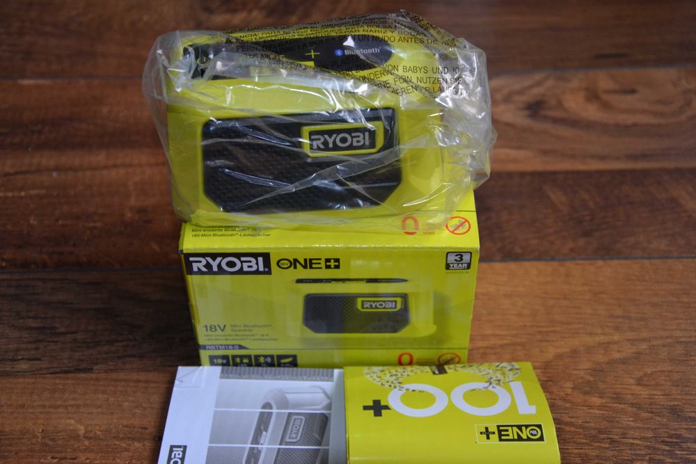 Блутут тонколонка Ryobi 18V