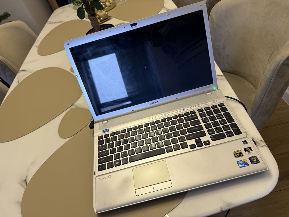 Laptop Sony Vaio i5