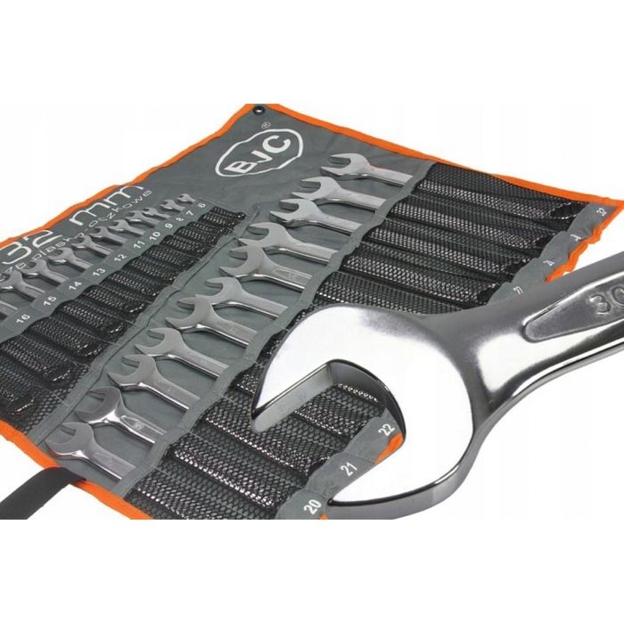 Звездогаечни Ключове комплект 24 бр 6-32мм в плат