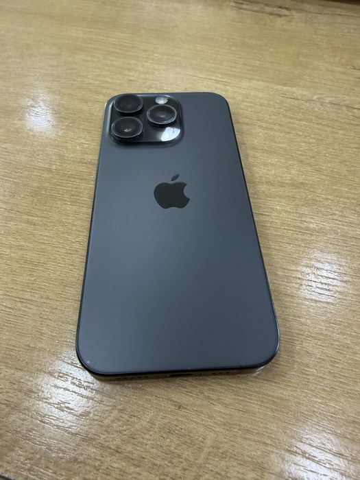 Продам Айфон 15 pro 128гб