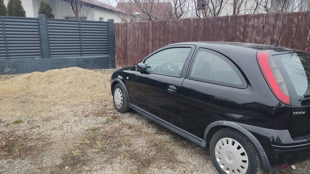 Vînd Opel Corsa C