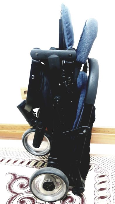 Детская коляска лёгкая